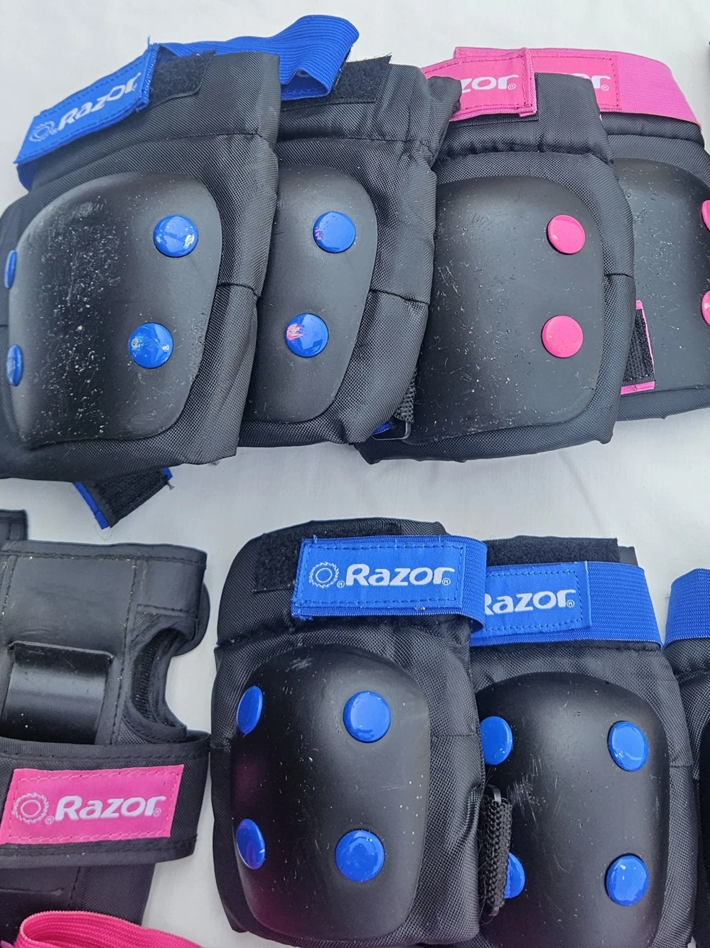 Razor durable hello